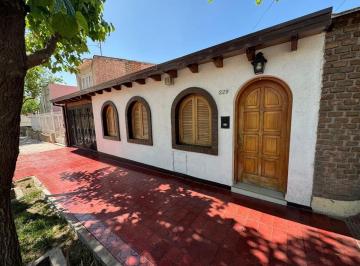 Casa de 6 ambientes, Godoy Cruz · Venta de Casa en B° Bancario - Apta Credito Hipotecario, Godoy Cruz