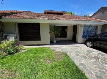 Casa · 160m² · 5 Ambientes · 2 Cocheras · Lavalle 786