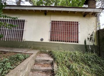 Casa · 88m² · 1 Dormitorio · 1 Cochera · Venta Casa Sobre Lote de 600 m²