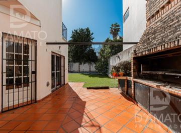 Casa · 364m² · 7 Ambientes · 3 Cocheras · Casa en Villa del Parque