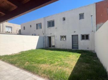 Casa · 140m² · 4 Ambientes · 1 Cochera · Casa 3 Dor - Galería y Cochera - Terranova III - Apto Credito