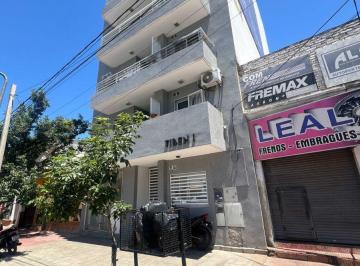 Departamento de 2 ambientes, Córdoba · Departamento 1 Dormitorio en Venta Av Colon