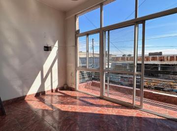 Departamento · 180m² · 5 Ambientes · Departamento en Banfield Este