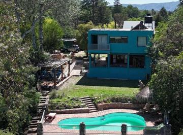 Casa · 155m² · 3 Dormitorios · 2 Cocheras · Venta Casa con Bajada Privada Al Rio - Ecosustentable - Tala Huasi