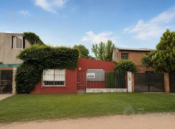 Casa · 277m² · 3 Ambientes · Casa en Venta de 3 Ambientes en La Fraternidad