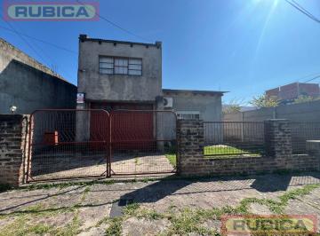 Casa · 117m² · 4 Ambientes · 1 Cochera · Casa en Don Torcuato