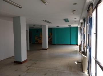 Oficina comercial · 120m² · 3 Ambientes · Oficina en Alquiler 120 m² Precio con Expensas Incluidas