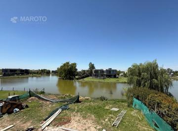 Casa · 200m² · 4 Ambientes · 2 Cocheras · Casa en Venta en El Canton Norte Al Agua - Maroto Propiedades