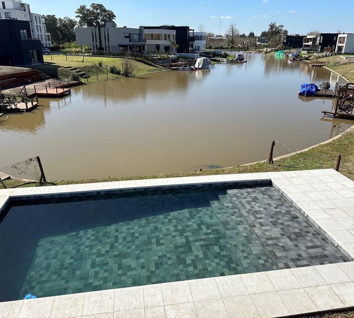 El Canal Villanueva Al Rio 0