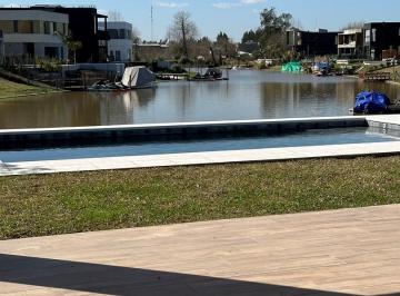 Casa · 294m² · 5 Ambientes · 3 Cocheras · Casa en Venta en El Canal, Dique Luján, Tigre