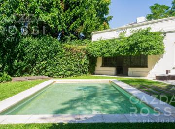 Casa · 450m² · 6 Ambientes · 6 Cocheras · Casa a La Venta