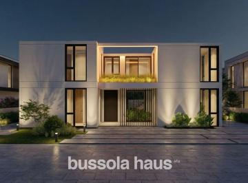 Casa · 328m² · 7 Ambientes · 4 Cocheras · Casa en Venta Barrio Riberas Financiación Puertos Escobar