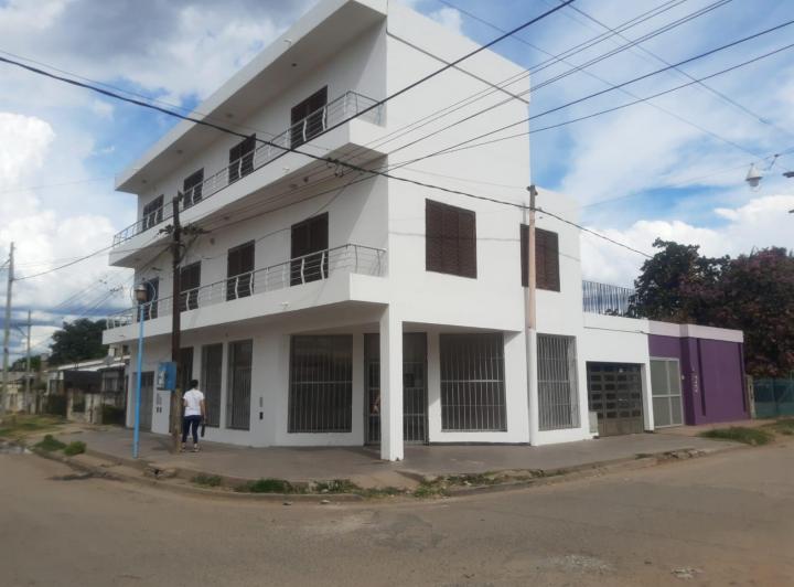 Casa · 300m² · 4 Dormitorios · 4 Cocheras