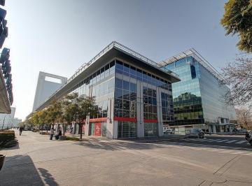 Oficina comercial · 660m² · Oficina de 660 m² en Puerto Madero. Cabecera de Edificio con Extraordinarias Vistas a Los Barcos.