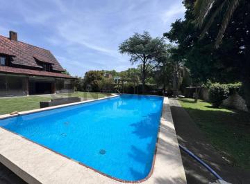 Casa · 200m² · 4 Ambientes · 4 Cocheras · Casa en Venta en Villa del Plata