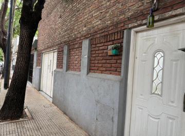 Casa de 4 ambientes, Liniers · Casa con Garage Para Dos Autos