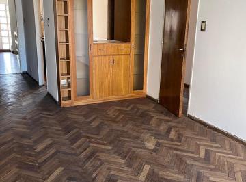 Departamento · 71m² · 5 Ambientes · Venta - Departamento 2 Dorm. Al Frente - Centro Rosario