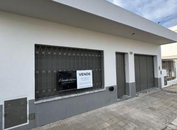 Casa de 3 ambientes, Campana · Venta Casa en Coletta 433, Campana, Bs As
