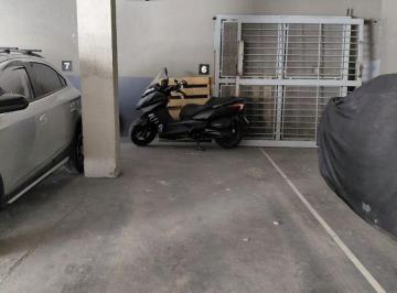 Garage Venta USD 16.000 · Cochera Cubierta en Edificio Excelente Ubicación!