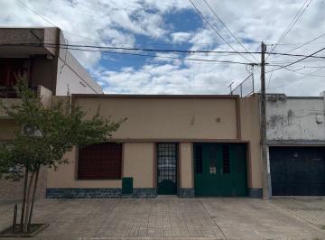 Casa de 5 ambientes, Rosario · Pasaje Casablanca 1368