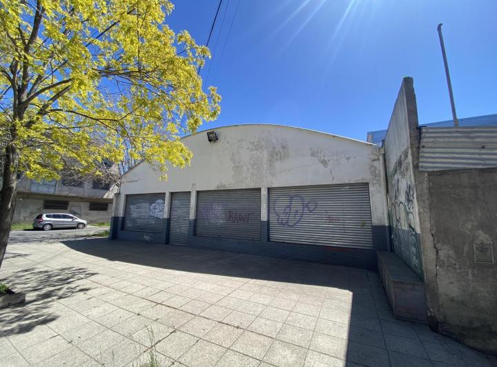 Local comercial · 308m²