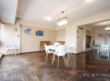 Departamento · 125m² · 5 Ambientes · 1 Cochera · Semipiso en Venta de 4 Dorm. con Cochera, Apto Crédito - Barrio Centro