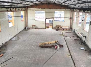 Bodega-Galpón · 1200m² · Alquiler Y/o Venta Local en Berazategui