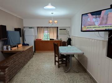 PH · 65m² · 3 Ambientes · PH en Venta 3amb Martinez 1er Piso P/esc Exc Ubicacion