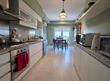 Departamento de 4 ambientes, Quilmes · Departamento 4 Ambientes en Venta Quilmes 3 Cocheras