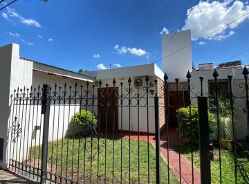 Casa · 124m² · 2 Dormitorios · Casa Apto Crédito en Cerro de Las Rosas