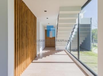 Casa · 250m² · 6 Ambientes · 4 Cocheras · Casa en Venta en Castaños, Nordelta