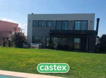 Casa · 271m² · 5 Ambientes · 2 Cocheras · Casa en Venta Barrio San Gabriel, Villanueva