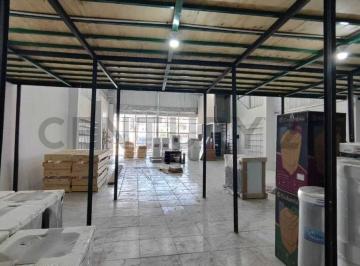 Local comercial · 200m² · 2 Ambientes · 6 Cocheras · Local en Venta en City Bell