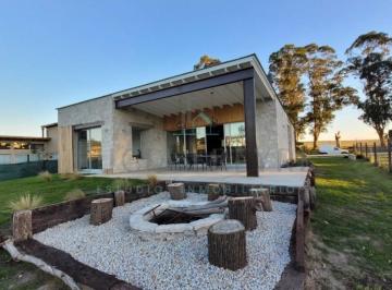 Casa · 140m² · 2 Ambientes · Casa en Venta Barrancas de San Benito