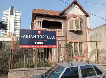 Casa · 252m² · 3 Dormitorios · Casa en Banfield