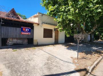 Casa de 4 ambientes, Almirante Brown · Casa en Venta en Zona Residencial en José Marmol (Retasado!)