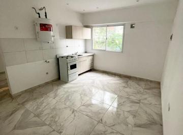 PH · 38m² · 2 Ambientes · PH en Venta Dos Ambiente Al Frente, Zona Don Bosco
