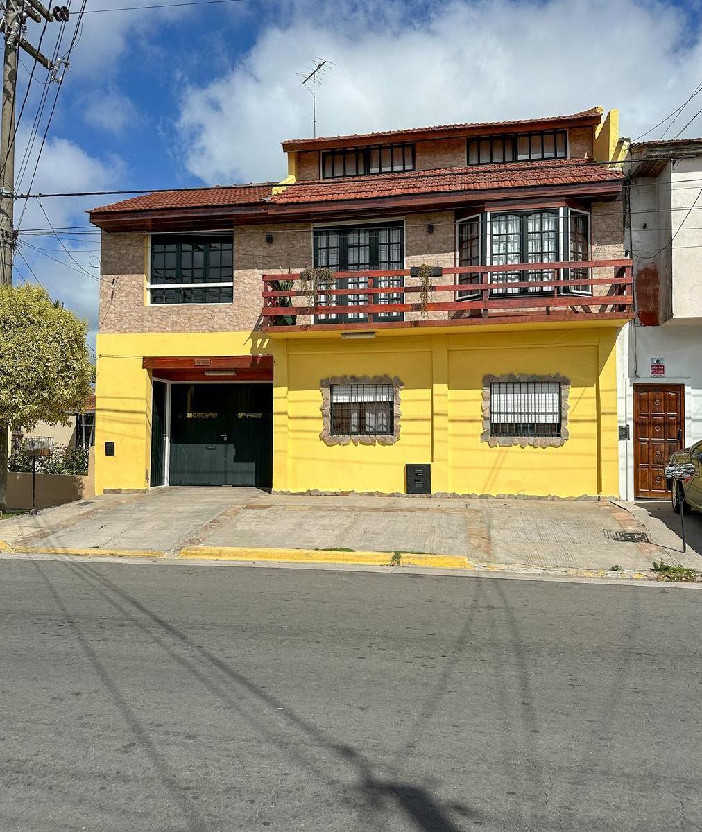 Propiedad en bloque – 4 unidades funcionales – villa lourdes