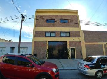 Bodega-Galpón · 670m² · Excelente Galpón de 680 m² a m de Av Gral. Paz