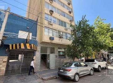 Oficina comercial · 80m² · 5 Ambientes · Oficina Venta Centro, 80 m² con Recepción, 4 Privados, Archivo, Kitchenette y Baño