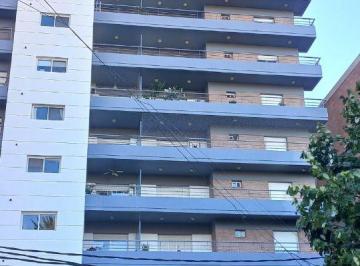 Departamento de 3 ambientes, Tigre · Excelente Departamento 3 Ambientes con Cochera, en Edificio de Categoria. Sarmiento N° 543, Tigre.