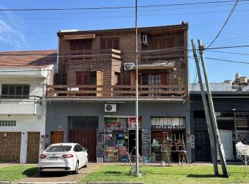 Casa · 200m² · 5 Ambientes · 1 Cochera · Venta - Casa y Doble Local Comercial Ramos Mejia