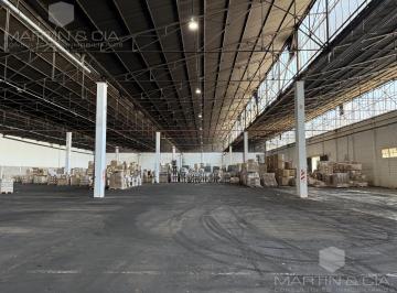 Bodega-Galpón · 3000m² · 3 Ambientes · 4 Cocheras · Galpón en Ferreyra