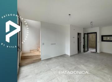 Casa · 60m² · 3 Ambientes · 1 Cochera · Venta Duplex Tipo Casa. Tres Ambientes, Cochera y Jardín