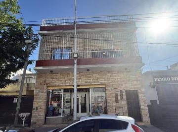 PH · 245m² · 4 Ambientes · PH Cuatro Ambientes en Villa Dominico - Avellaneda en Venta