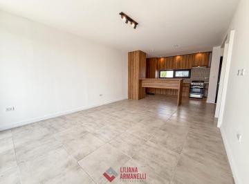 Casa · 96m² · 2 Dormitorios · Duplex 3 Ambientes a Estrenar. San Jose.