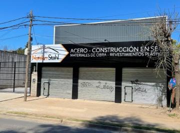 Local comercial · 410m² · 5 Cocheras · Locales en Venta en Benavidez