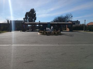 Terreno · 508m² · Lote en Venta en Pilar, Barrio Santo Tomas