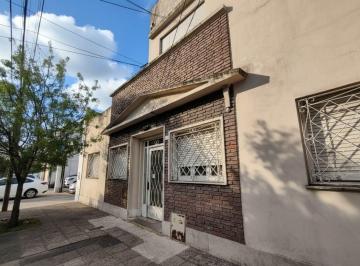 Departamento · 87m² · 4 Ambientes · Venta de PH 4 Ambientes en San Martin Centro