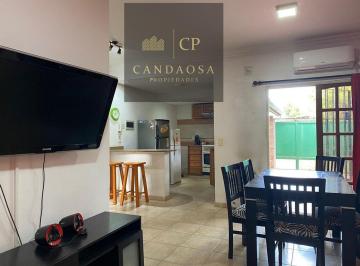 Casa · 105m² · 4 Ambientes · 1 Cochera · Glm. Apto Credito Triplex Venta de 4 Ambientes - San Miguel